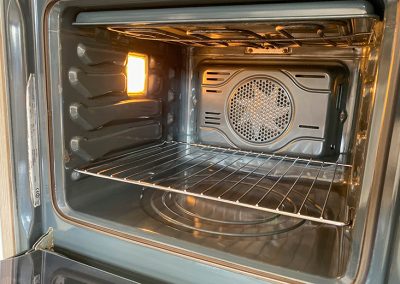 a really clean oven in Fife, Falkirk & Stirling